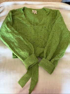 Lightweight Green V-Neck Knit Sweater